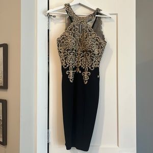 Bloomingdales Avery G Cocktail Dress